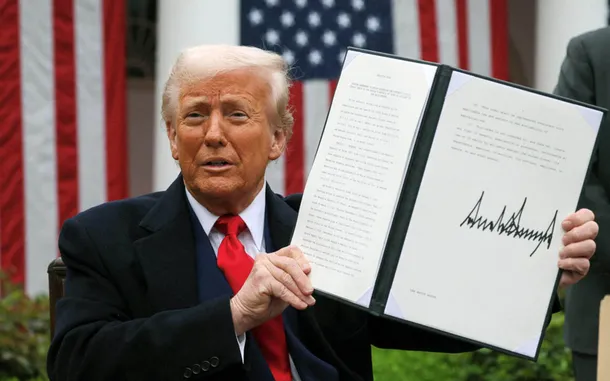 Trump anunció un multimillonario recorte para la Universidad de Harvard