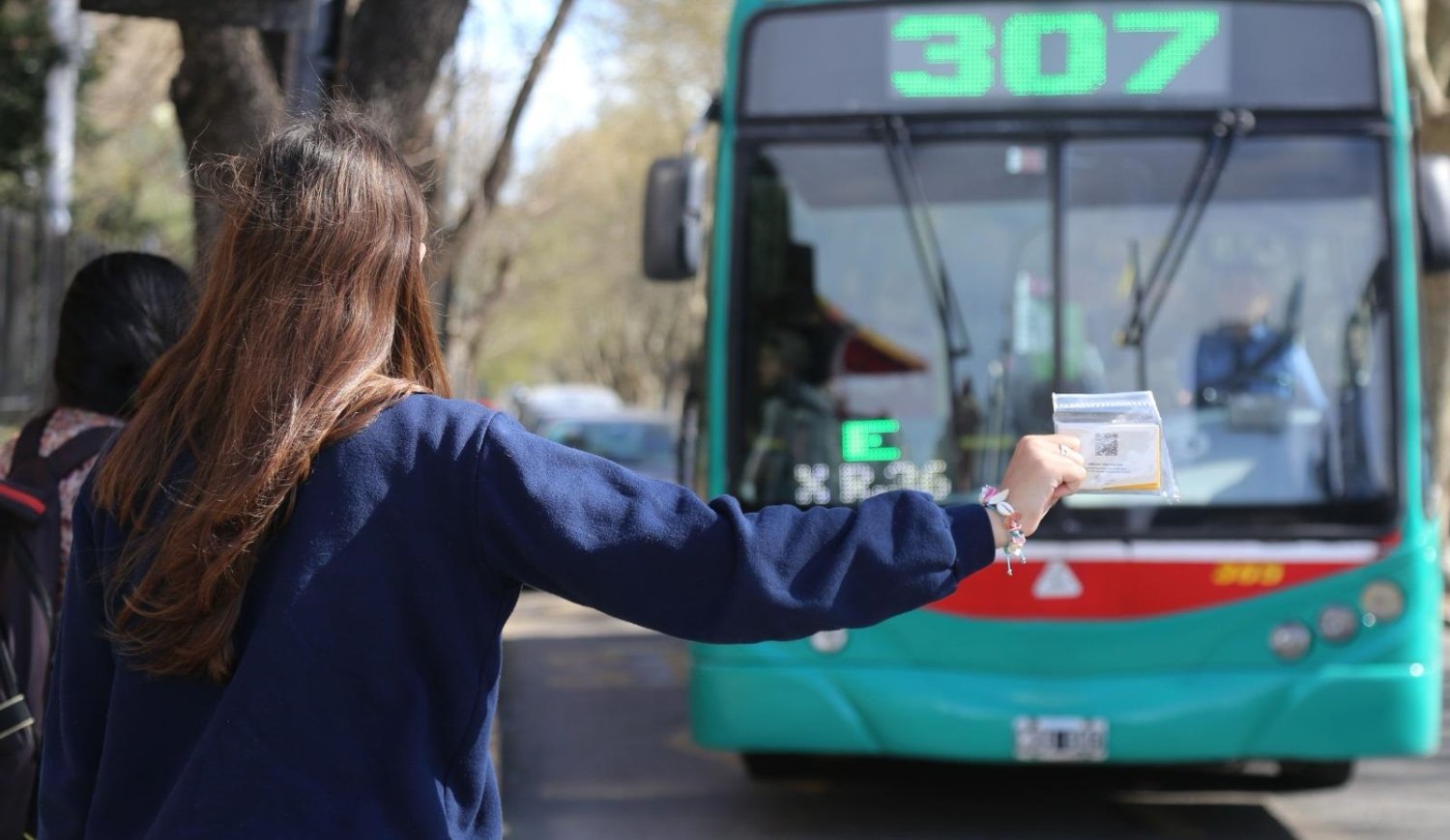 Aumentan los boletos del micro en el AMBA: ¿qué puede pasar en La Plata y alrededores?