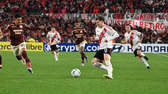 River cerró la fase de grupos con un empate con sabor a poco pero liderando su zona