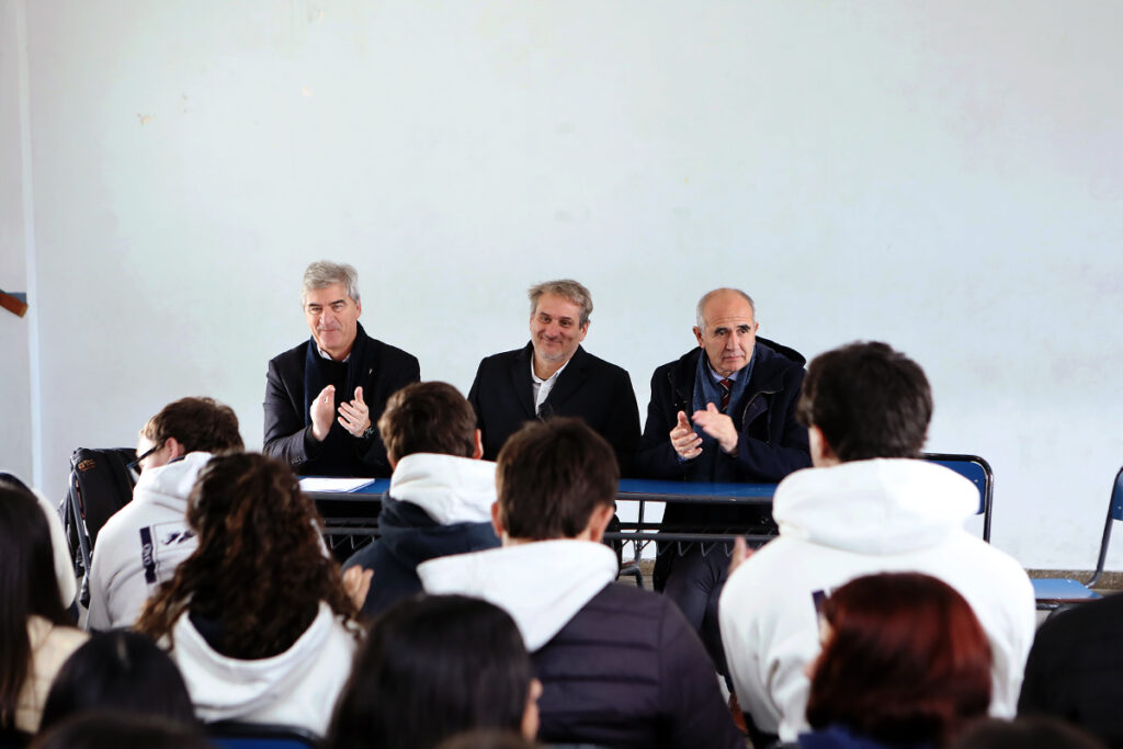 La UNLP firmó un acuerdo con la Biblioteca Euforión para fortalecer lazos educativos y culturales en la región