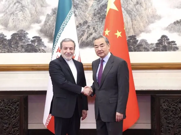 China respaldó a Irán y advirtió las consecuencias del ataque de Israel