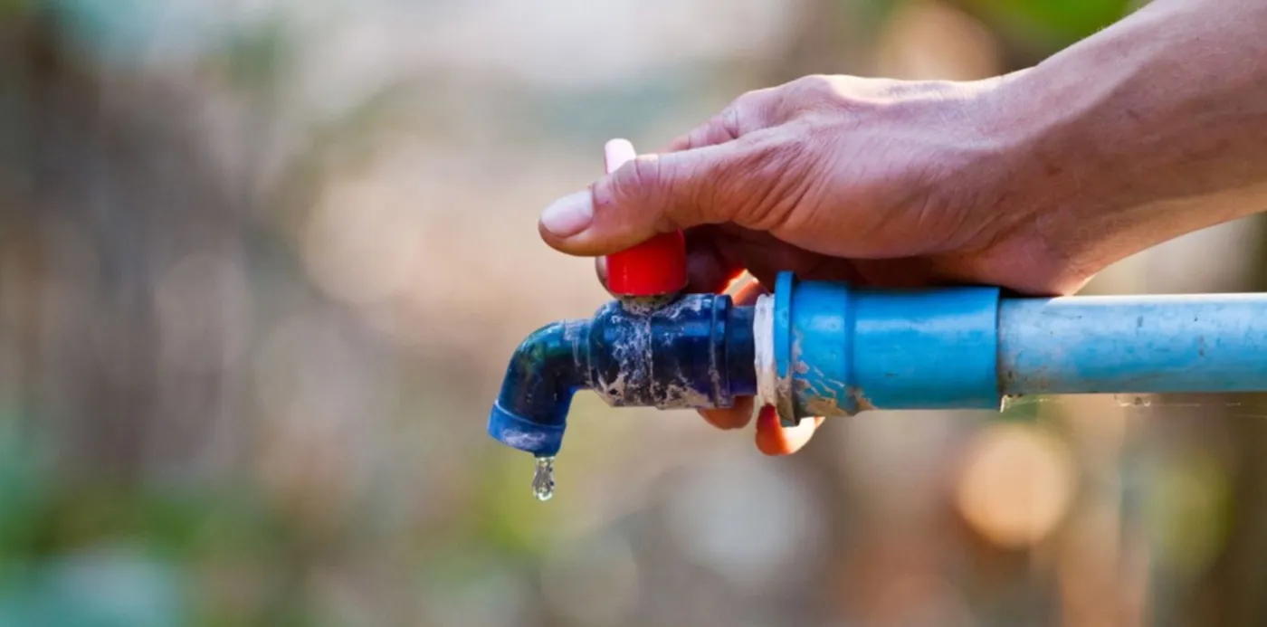 Villa Elvira: trabajos en la red de agua y posibles cortes durante la jornada