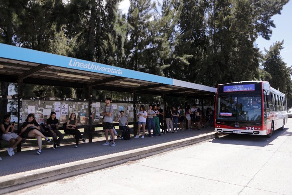 La Línea Universitaria amplía su trayecto desde septiembre
