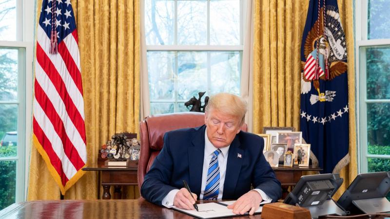 Trump defiende el rol del Estado: el 10% de Intel estará en manos públicas