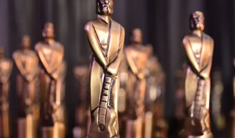 Esta noche, los Martín Fierro 2025: todo sobre la gala, el menú y la alfombra roja