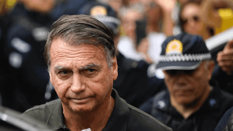 Internaron de urgencia a Jair Bolsonaro tras una descompensación