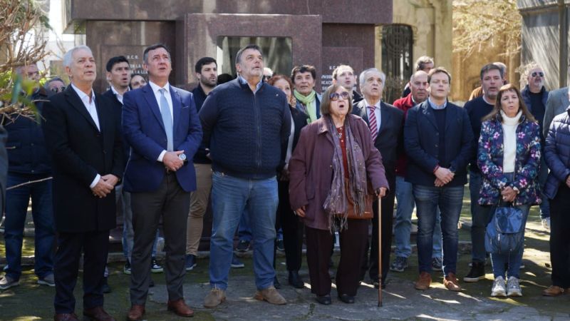 Alak encabezó un homenaje a Ricardo Balbín a 44 años de su fallecimiento