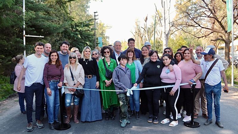 Alak inauguró nuevo asfalto en El Rincón y reafirmó el avance del plan de obras públicas