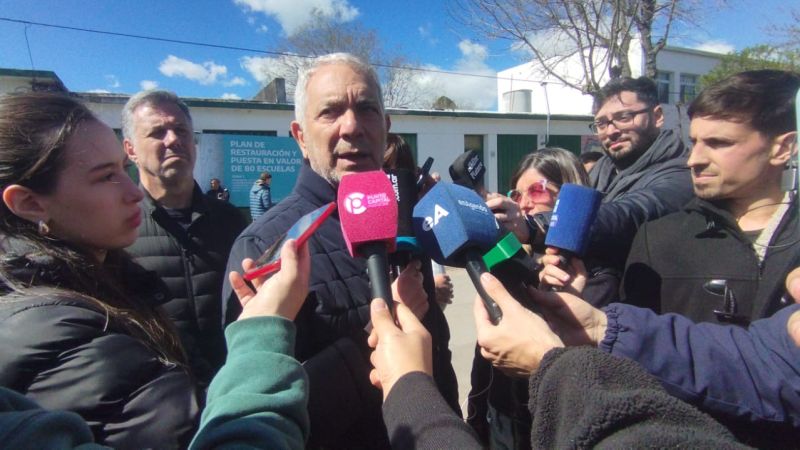 Julio Alak votó en Gonnet y destacó la importancia de la participación ciudadana