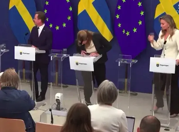 Suecia: la nueva ministra de Salud se desmayó en su primera conferencia