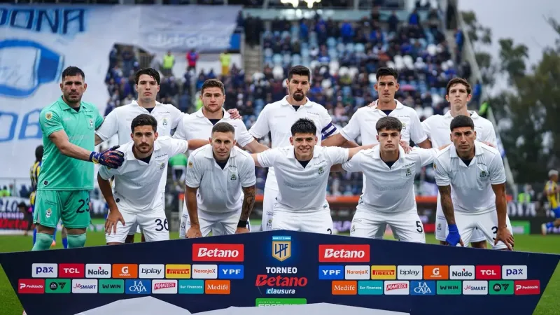 Dura derrota: Rosario Central goleó a Gimnasia en el Bosque