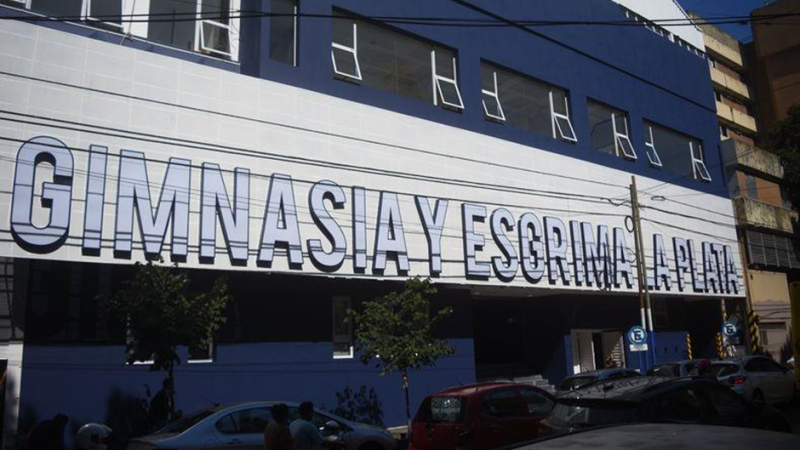 Continúan los atrasos salariales con los empleados del Club