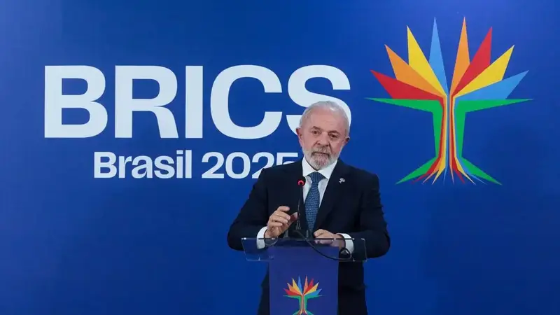 Lula pide a los Brics que rechacen el despliegue militar de Trump en el Caribe