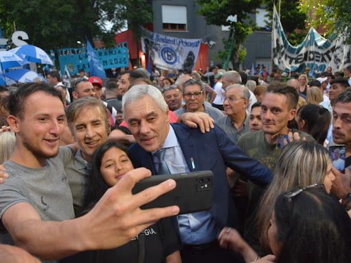 Berisso le dio un fuerte respaldo al peronismo: Cagliardi ganó por 18 puntos y se consolidó en la región