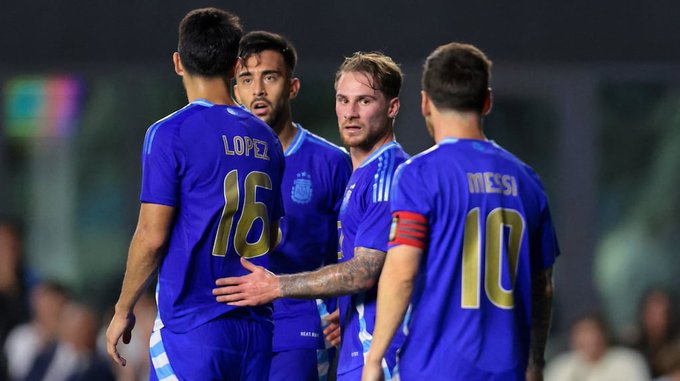 Show y baile albiceleste: Argentina aplastó a Puerto Rico en un amistoso de lujo