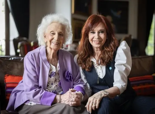 El mensaje de Cristina Kirchner por el cumpleaños de Estela de Carlotto: "95 jóvenes años"