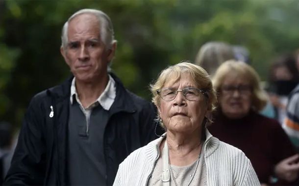 Es oficial el bono para los jubilados en noviembre: a cuánto asciende