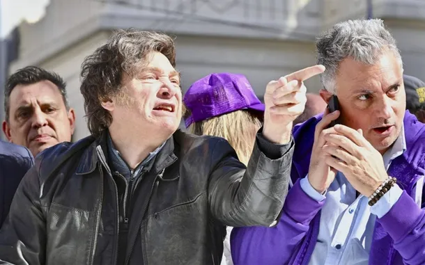 Javier Milei se bajó de la campaña electoral en la provincia de Buenos Aires