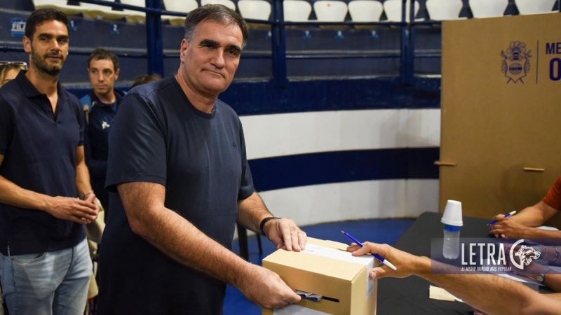 Las primeras mesas le dan una diferencia arrolladora a Carlos Anacleto en las elecciones de Gimnasia