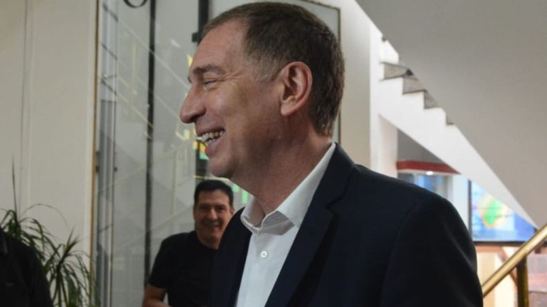 Santilli sigue buscando apoyo de gobernadores: ahora le toca al misionero Hugo Passalaqcua