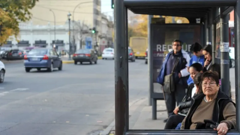 La UTA mantiene la medida de fuerza para el viernes: cómo impactaría en el servicio de micros en La Plata