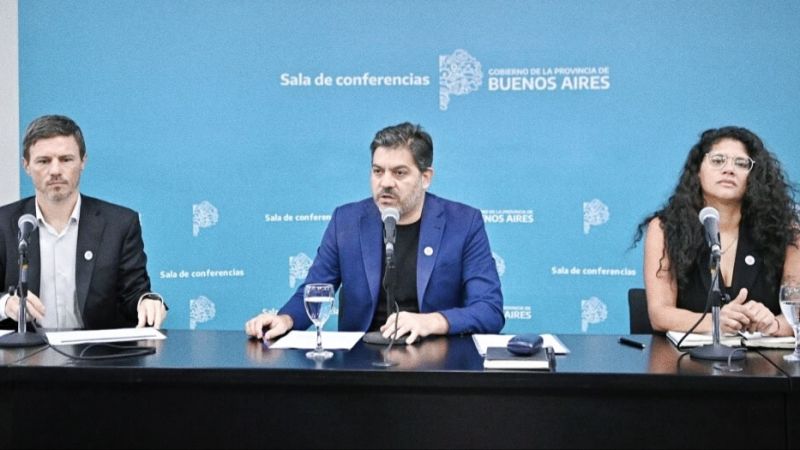 Bianco confirmó el aguinaldo antes de Navidad y habló de “catástrofe productiva”