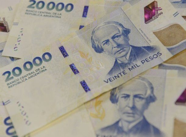 El doble que en 2024: el 29% de los argentinos destina el aguinaldo a pagar deudas