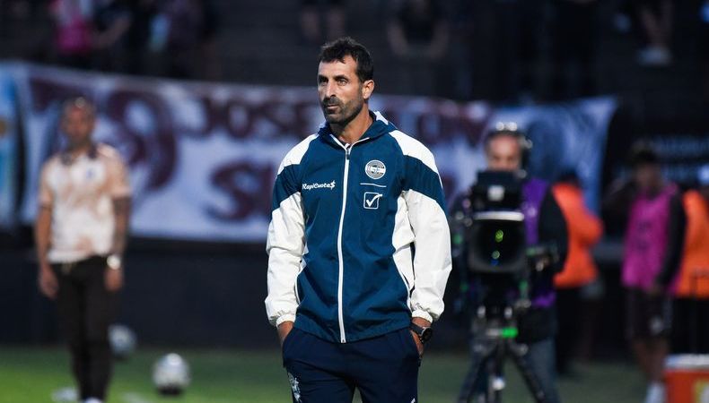 Zaniratto sigue en Gimnasia