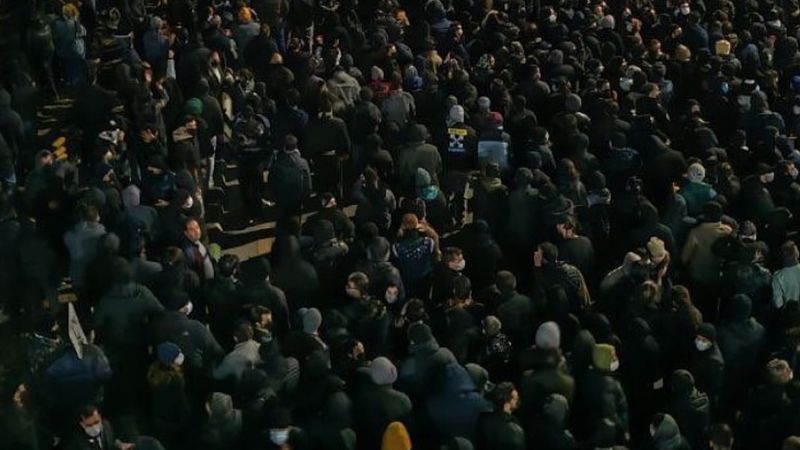 Protestas en Irán: denuncian más de 20 muertos y Trump amenaza con intervenir