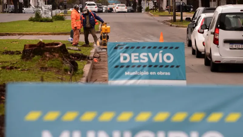 Atención: anunciaron cambios en el tránsito por trabajos en un paso a nivel del casco urbano