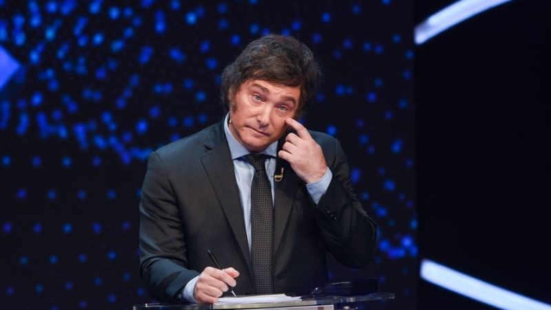 Duró poco: X suspendió la cuenta en inglés de Milei