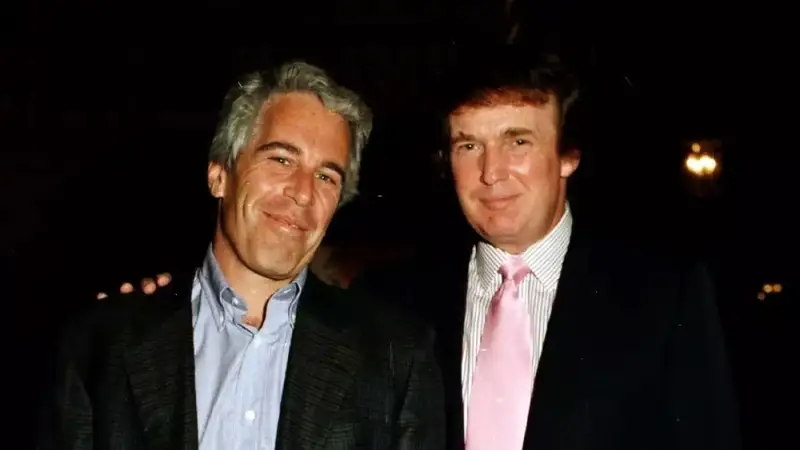 Caso Epstein: el FBI compiló 12 denuncias contra Trump por abuso sexual a menores