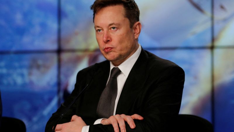 Elon Musk en la mira: allanan las oficinas de X en París por una causa de abuso infantil y deepfakes
