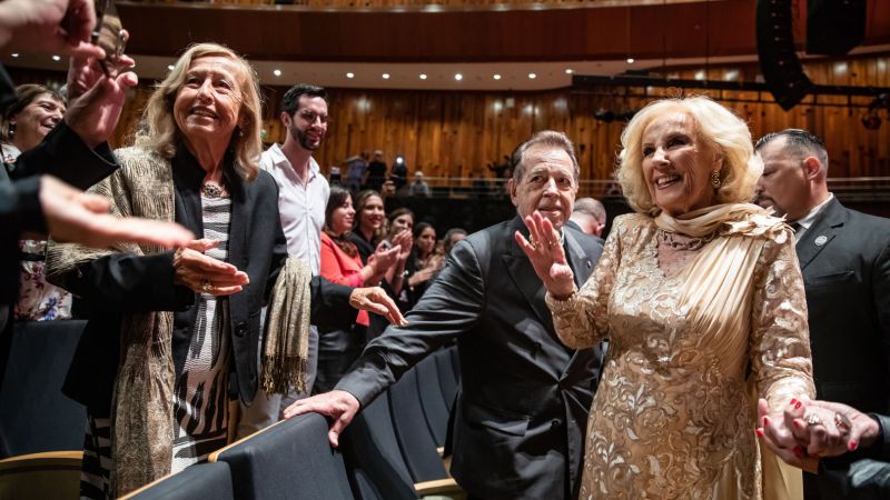 Mirtha Legrand cumple 99 años: la glamorosa vida de una leyenda de la televisión argentina
