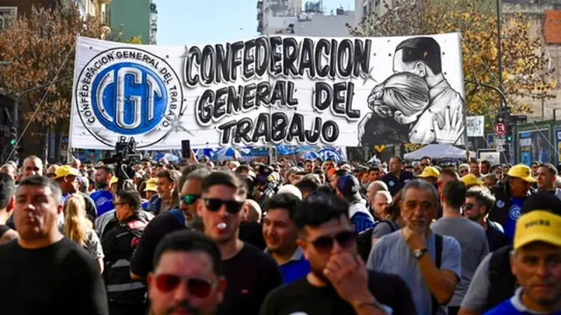 La CGT endurece su postura contra la reforma laboral y evalúa un paro general si se trata en Diputados