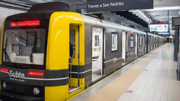 A qué hora arranca el paro de Subte en CABA en protesta por la reforma laboral