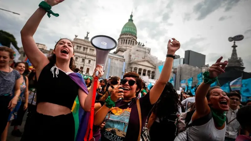 Este lunes, el reclamo por el 8M se federaliza con marchas en todo el país