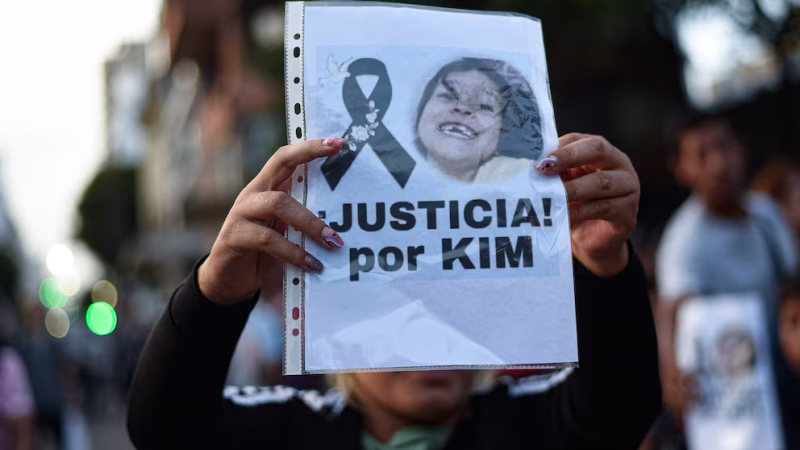 Condenaron a más de 23 años de prisión al adolescente que asesinó a Kim Gómez en La Plata