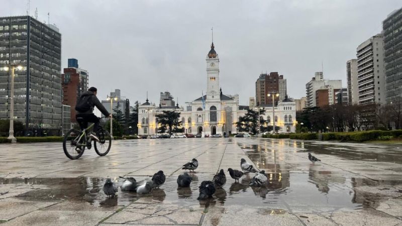 Así estará el tiempo este lunes en La Plata entre lluvias y chaparrones
