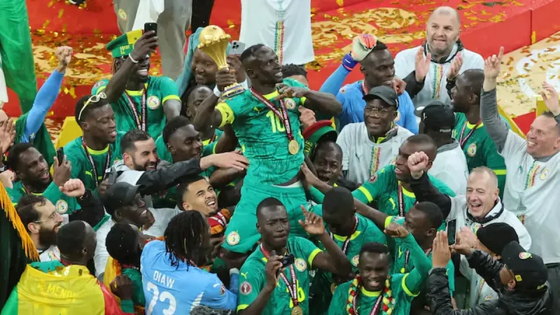 Insólito: la CAF le quitó el título a Senegal y declaró campeón a Marruecos