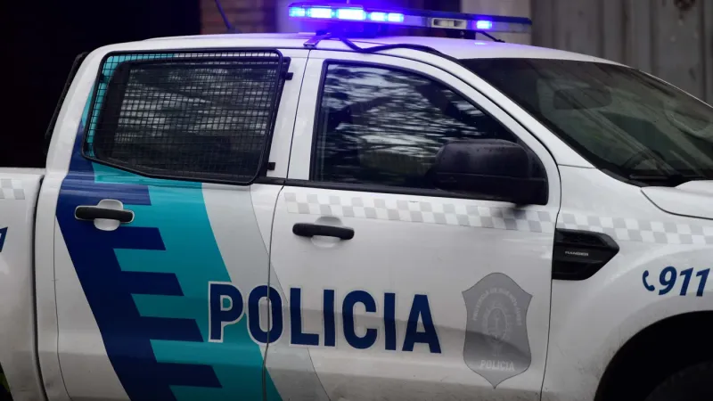 Investigan la muerte de una joven en un edificio de La Loma