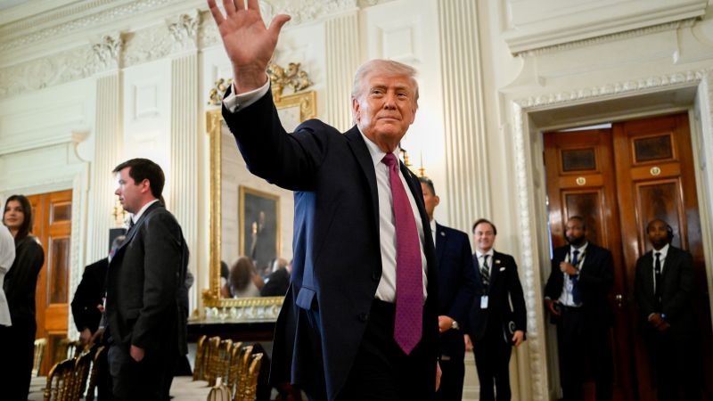 Donald Trump prorrogó el alto el fuego con Irán, pero mantiene el bloqueo naval