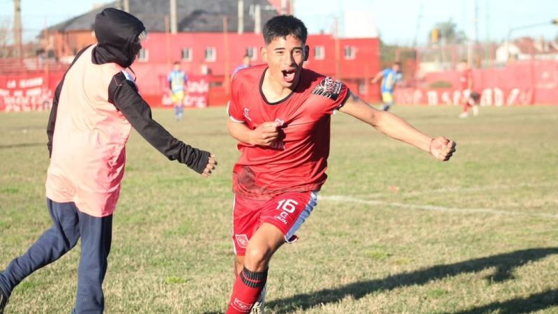Cambaceres recibe a Puerto Nuevo en Ensenada en un duelo clave por la Primera C