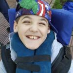 Todos por Santino: un adolescente de La Plata que necesita viajar a México para mejorar su calidad de vida con un tratamiento