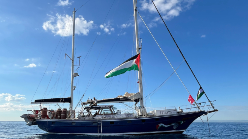 Denuncian que Israel retuvo una flotilla con ayuda a Gaza en la que viajaba un dirigente platense
