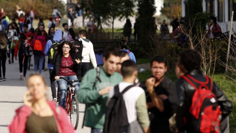 La actividad regresa a la UNLP en medio del plan de lucha docente y no docente