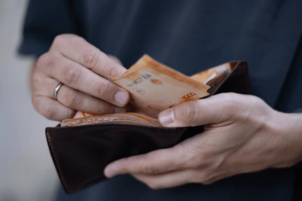 La Justicia bonaerense ordenó al Estado garantizar un ingreso mínimo a una madre con hijos a cargo