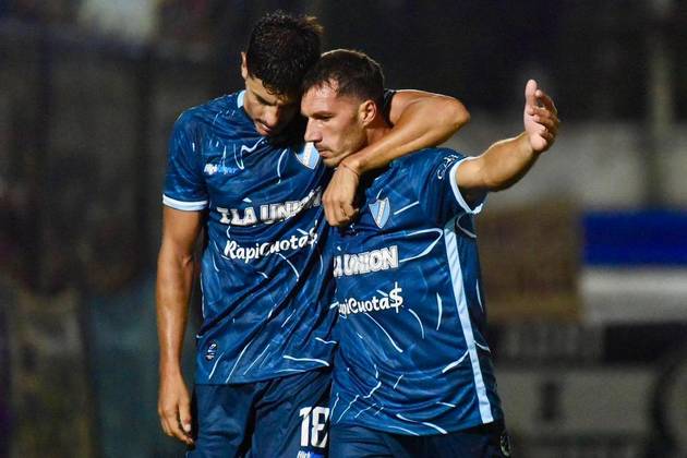 Villa San Carlos quiere volver al triunfo en Berisso para seguir prendido arriba