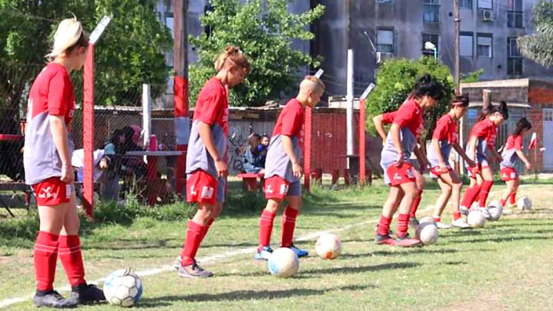 5 de Mayo apuntó contra la Liga Platense tras la desafiliación de todo su fútbol femenino