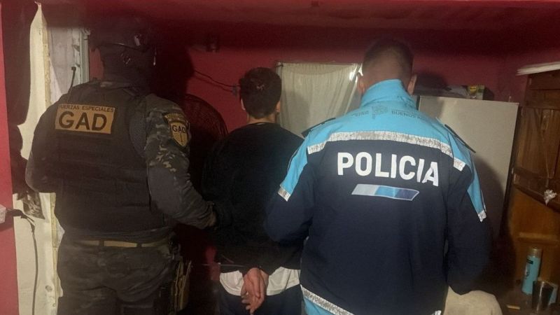 Detuvieron en La Plata al acusado de golpear a un nene de 12 años para robarle camino a la escuela